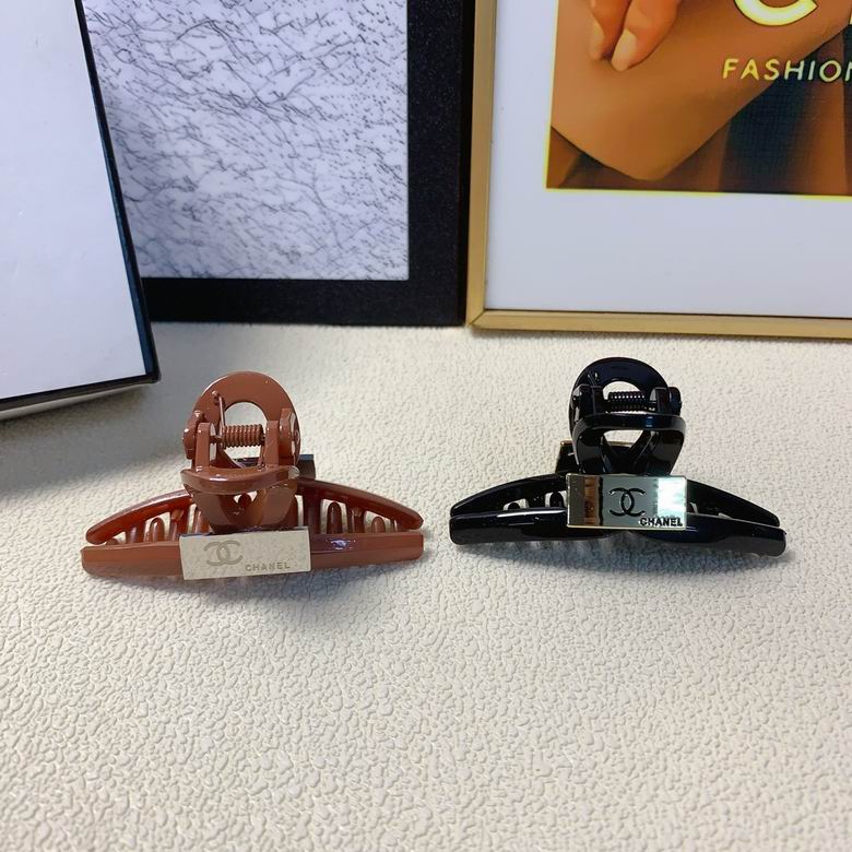 Chanel Hair Grab Clip  (7)